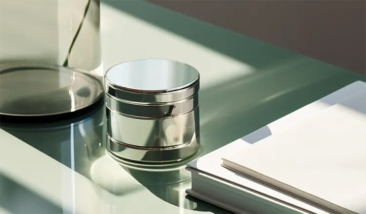 Home3 accordion — VinYork Leathers